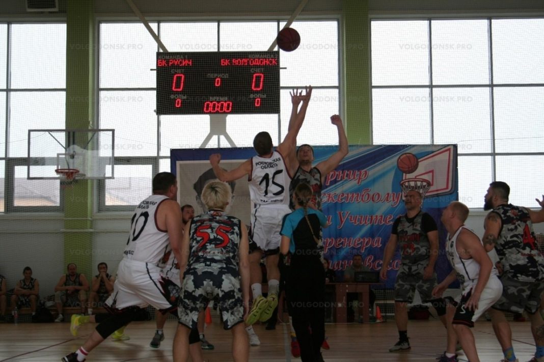 Баскетболисты Волгодонска отдали корону чемпиона ростовчанам